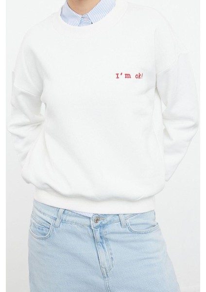Kadın Bisiklet Yaka Düşük Kol Kalın Içi Polarlı Normal Kalıp Slogan Nakışlı Örme Sweatshirt modelleri