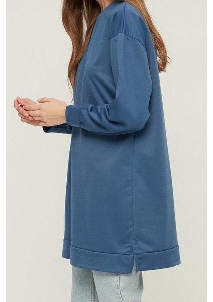 Kadın Tesettür Moda Şık Relaxed Bisiklet Yaka Düşük Kol Uzun Yırtmaç Detaylı Basic Örme Sweatshirt