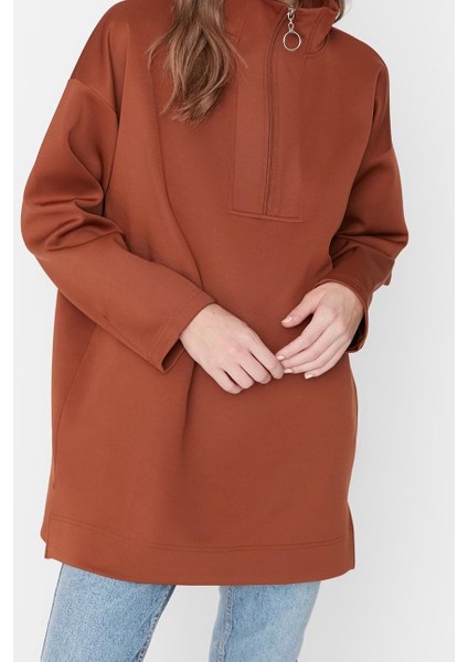 Kadın Tesettür Moda Regular Dik Yaka Düşük Kol Regular Fermuar Detaylı Dalgıç Scuba Örme Sweatshirt fiyatları