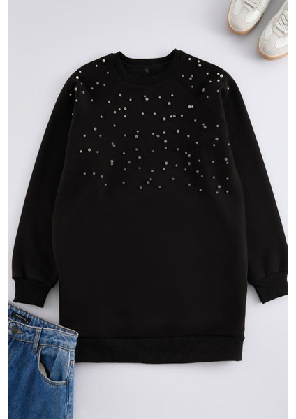 Kadın Tesettür Oversize Bisiklet Yaka Standart Kol Uzun Şardonlu Taş Aksesuar Detaylı Sweatshirt