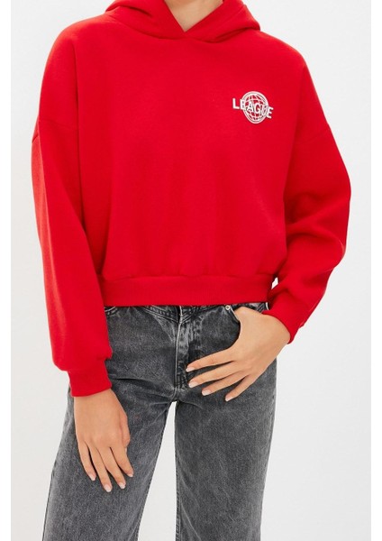 Kadın Moda Şık Relaxed Kapüşonlu Düşük Kol Crop Sırt Baskı Detaylı Kalın Içi Polarlı Örme Sweatshirt