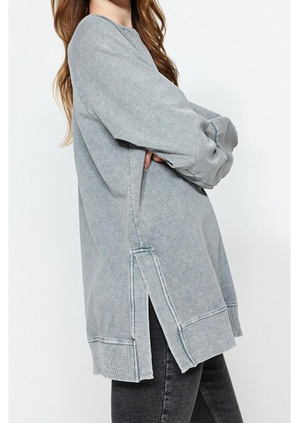 Kadın Tesettür Moda Şık Regular Bisiklet Yaka Standart Kol Regular Yıkamalı Örme Sweatshirt fırsatları