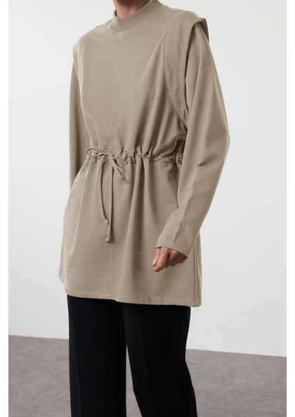 Kadın Tesettür Moda Şık Relaxed Bisiklet Yaka Düşük Kol Regular Örme Sweatshirt