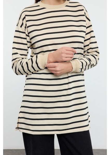 Kadın Tesettür Moda Şık Oversize Bisiklet Yaka Düşük Kol Regular Taş Çizgili Örme Tunik Sweatshirt