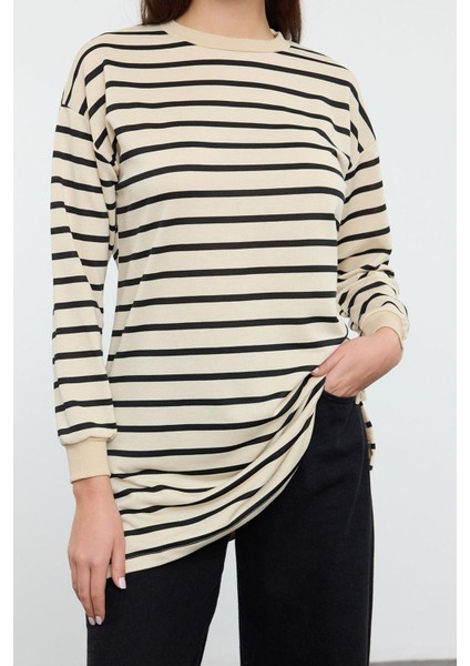Kadın Tesettür Moda Şık Oversize Bisiklet Yaka Düşük Kol Regular Taş Çizgili Örme Tunik Sweatshirt fiyatları