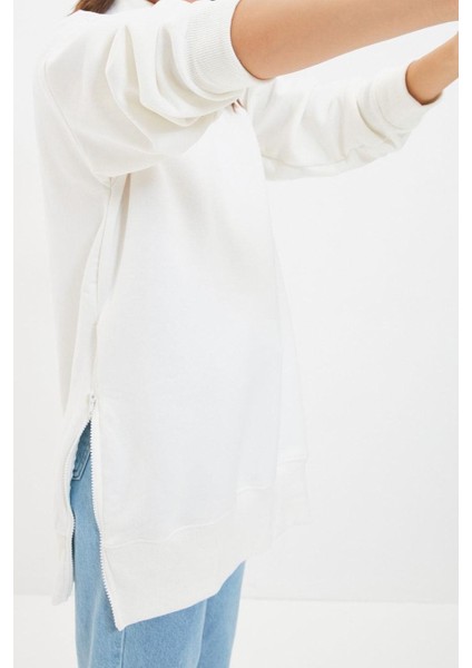 Kadın Oversize Dik Yaka Düşük Kol Uzun Uzun Geniş Kalıp Fermuarlı Kalın Içi Polarlı Örme Sweatshirt