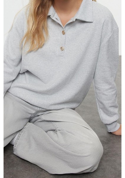 Kadın Moda Şık Regular Polo Yaka Standart Kol Regular Selanik Triko Kalıp Düğmeli Örme Sweatshirt