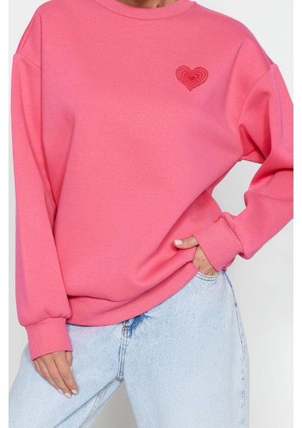 Kadın Oversize Bisiklet Yaka Düşük Kol Uzun Kalın Polarlı Sırt Kabartma Baskılı Örme Sweatshirt fırsatları