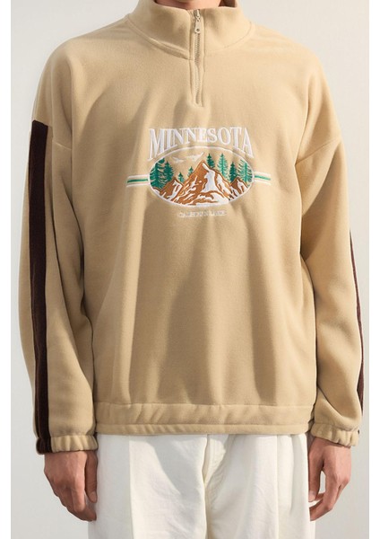 Unisex Oversize Dik Yaka Standart Kol Standart Geniş Kesim Fermuar Şehir Nakışlı Polar Sweatshirt