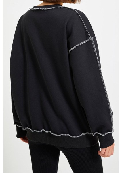 Kadın Bol Bisiklet Yaka Düşük Kol Uzun Normal Kalıp Karyoka Dikişli Kalın Polarlı Örme Sweatshirt