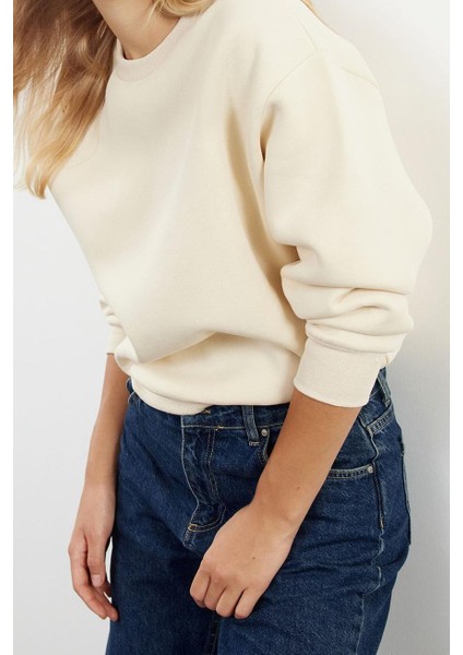 Kadın Regular Bisiklet Yaka Düşük Kol Regular Kalın Içi Polarlı Normal Kalıp Basic Örme Sweatshirt modelleri