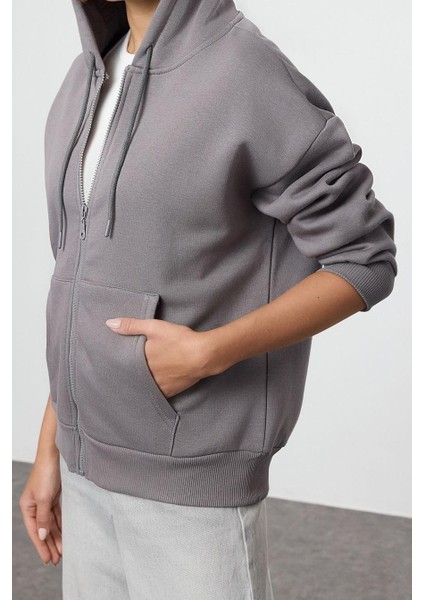 Kadın Moda Oversize Kapüşonlu Düşük Kol Uzun Rahat Kesim Basic Fermuarlı Kalın Içi Polarl modelleri