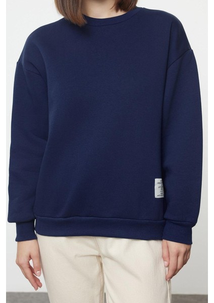 Kadın Moda Şık Regular Bisiklet Yaka Düşük Kol Regular Etiket Detaylı Örme Sweatshirt