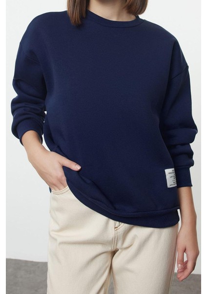 Kadın Moda Şık Regular Bisiklet Yaka Düşük Kol Regular Etiket Detaylı Örme Sweatshirt