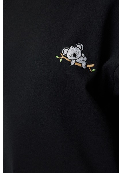 Kadın Bisiklet Yaka Standart Kol Animal Nakışlı Normal Kalıp Kalın Içi Polarlı Örme Sweatshirt