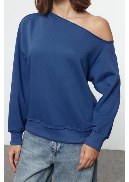 Kadın Moda Şık Bol Asimetrik Yaka Düşük Kol Uzun Geniş Kalıp Asimetrik Yaka Kalın Örme Sweatshirt