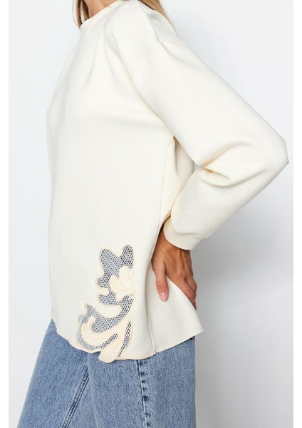 Kadın Tesettür Bisiklet Yaka Standart Kol Dantel Detaylı Dalgıç Scuba Örme Sweatshirt indirimleri