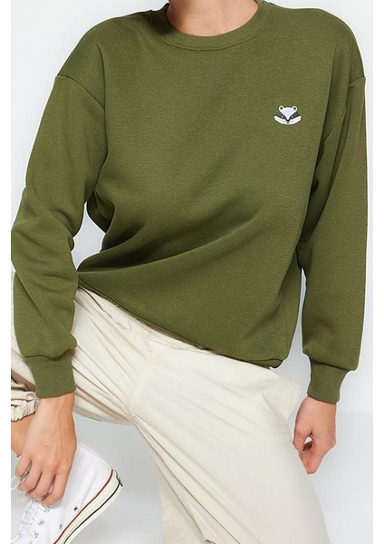 Kadın Bisiklet Yaka Standart Kol Animal Nakışlı Normal Kalıp Kalın Içi Polarlı Örme Sweatshirt