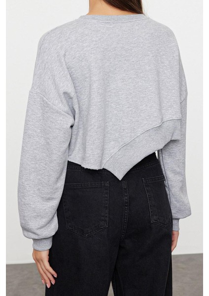 Kadın Moda Oversize Bisiklet Yaka Düşük Kol Crop Geniş Kalıp Asimertik Crop Kalın Örme Sweatshirt