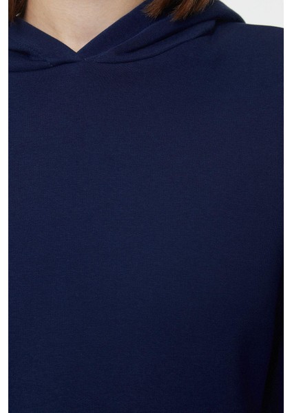 Kadın Kapüşonlu Ispanyol Kol Crop Kalın Polarlı Rahat Kesim Crop Ispanyol Kol Örme Sweatshirt