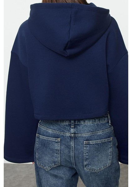 Kadın Kapüşonlu Ispanyol Kol Crop Kalın Polarlı Rahat Kesim Crop Ispanyol Kol Örme Sweatshirt