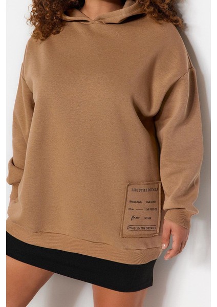 Kadın Büyük Beden Relaxed Kapüşonlu Düşük Kol Regular Slogan Detaylı Içi Polar Kalın Örme Sweatshirt