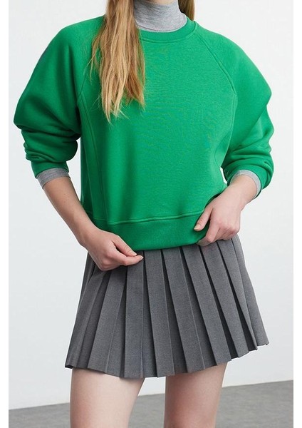 Kadın Moda Şık Regular Bisiklet Yaka Düşük Kol Regular Nervür Detaylı Normal Kalıp Örme Sweatshirt