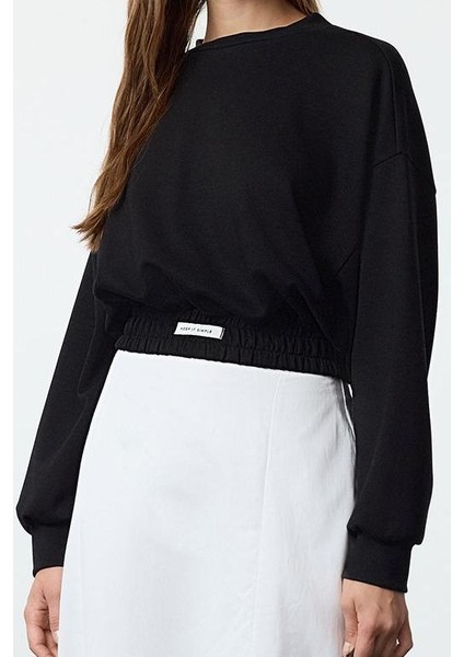 Kadın Oversize Dik Yaka Düşük Kol Crop Rahat Kalıp Yumuşak Tuşeli Crop Etiket Örme Sweatshirt