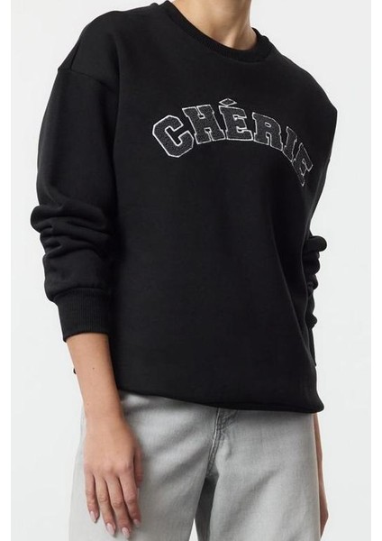 Kadın Oversize Bisiklet Yaka Düşük Kol Uzun Kalın Polarlı Rahat Kesim Slogan Nakışlı Örme Sweatshirt