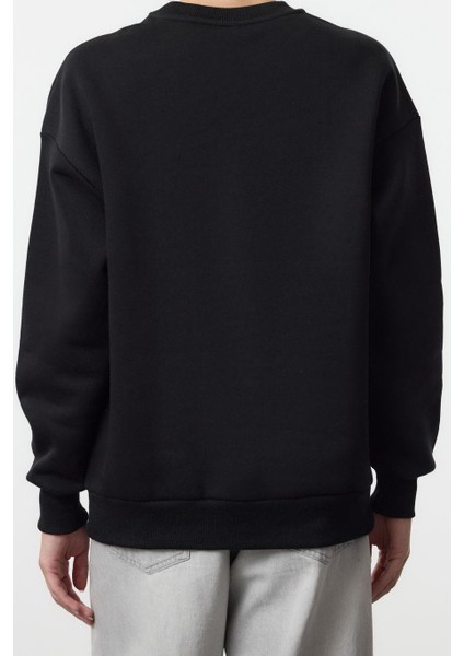 Kadın Oversize Bisiklet Yaka Düşük Kol Uzun Kalın Polarlı Rahat Kesim Slogan Nakışlı Örme Sweatshirt