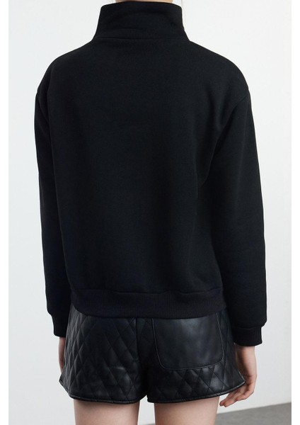 Kadın Fermuarlı Yaka Standart Nakışlı Normal Kalıp Kalın Polarlı Fermuarlı Yaka Örme Sweatshirt