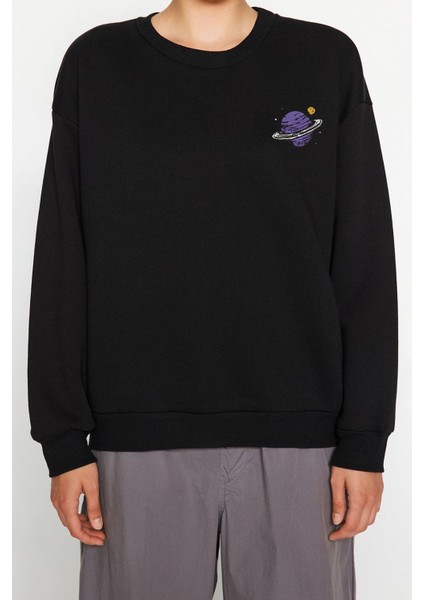 Kadın Regular Bisiklet Yaka Düşük Kol Regular Kalın Içi Polarlı Baskılı Normal Kalıp Örme Sweatshirt