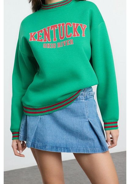 Kadın Moda Bol Dik Yaka Düşük Kol Uzun Slogan Baskılı Geniş Kalıp Kalın Içi Polarlı Örme Sweatshirt