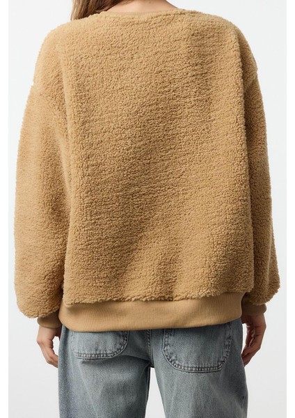 Kadın Moda Bol Bisiklet Yaka Düşük Kol Uzun Peluş Nakışlı Overize Geniş Kalıp Kalın Örme Sweatshirt