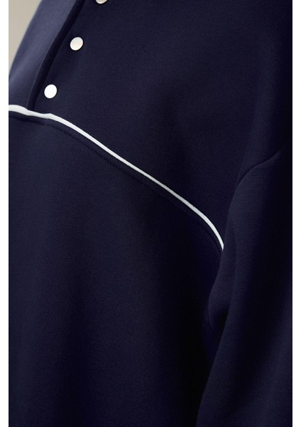 Kadın Bol Dik Yaka Düşük Kol Uzun Çıtçıtlı Kalıp Çıtçıtlı Biyeli Kalın Içi Polarlı Örme Sweatshirt