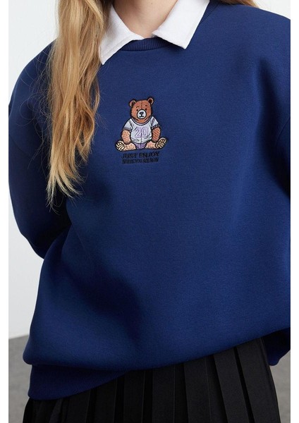 Kadın Moda Şık Relaxed Bisiklet Yaka Düşük Kol Regular Rahat Kalıp Nakışlı Kalın Örme Sweatshirt