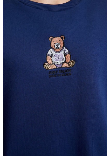 Kadın Moda Şık Relaxed Bisiklet Yaka Düşük Kol Regular Rahat Kalıp Nakışlı Kalın Örme Sweatshirt