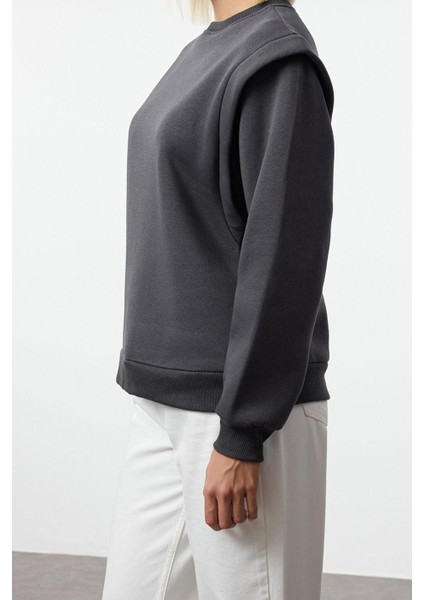 Kadın Moda Şık Regular Bisiklet Yaka Düşük Kol Regular Geniş Kalıp Kalın Içi Polarlı Örme Sweatshirt