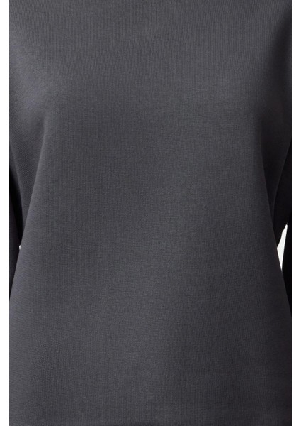 Kadın Moda Şık Regular Bisiklet Yaka Düşük Kol Regular Geniş Kalıp Kalın Içi Polarlı Örme Sweatshirt