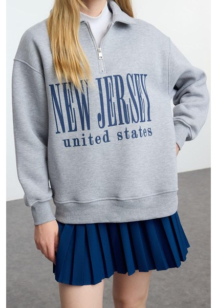 Kadın Oversize Fermuarlı Yaka Uzun Kalıp Kalın Polarlı Slogan Baskılı Fermuarlı Örme Sweatshirt fiyatları