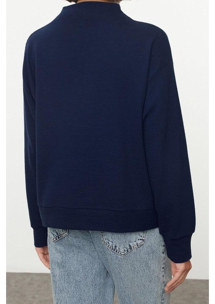 Kadın Relaxed Fermuarlı Yaka Düşük Kol Regular Rahat Kalıp Fermuarlı Cep Detaylı Örme Sweatshirt
