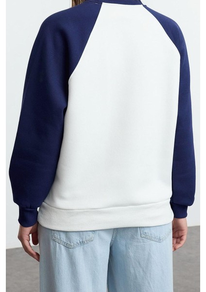Kadın Moda Şık Relaxed Bisiklet Yaka Reglan Kol Uzun Rahat Kalıp Reglan Kollu Kalın Örme Sweatshirt indirimleri