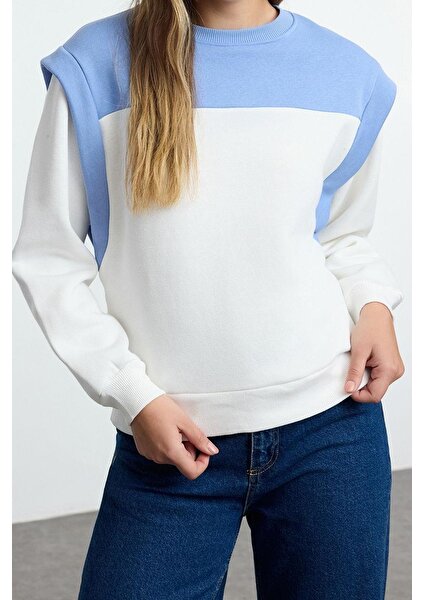 Kadın Moda Regular Bisiklet Yaka Düşük Kol Regular Kalın Içi Polarlı Normal Kalıp Örme Sweatshirt