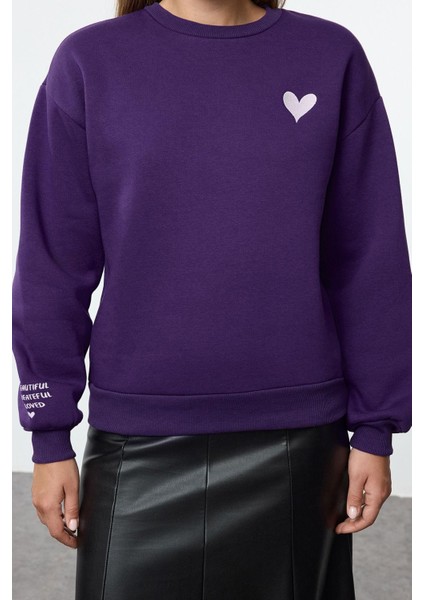 Kadın Regular Bisiklet Yaka Düşük Kol Regular Nakışlı Normal Kalıp Kalın Içi Polarlı Örme Sweatshirt modelleri