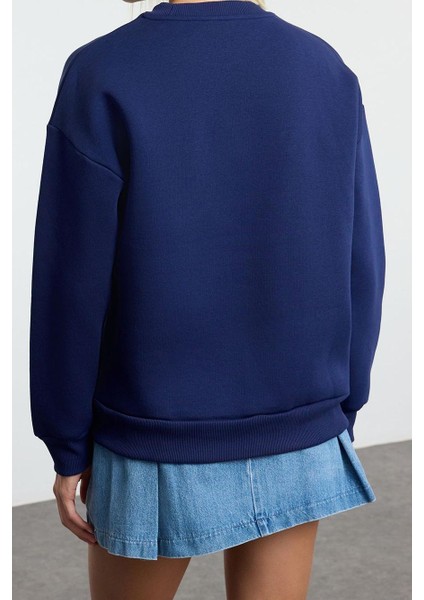 Kadın Moda Bol Bisiklet Yaka Düşük Kol Uzun Baskılı Geniş Kalıp Kalın Içi Polarlı Örme Sweatshirt indirimleri