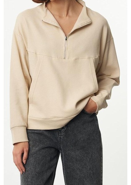 Kadın Relaxed Fermuarlı Yaka Düşük Kol Regular Rahat Kalıp Fermuarlı Cep Detaylı Örme Sweatshirt