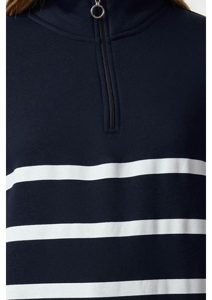 Kadın Fermuarlı Yaka Standart Kol Fermuar Detaylı Çizgili Normal Kalıp Örme Sweatshirt fırsatları