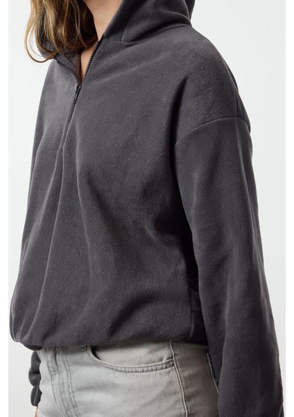 Kadın Moda Şık Regular Kapüşonlu Düşük Kol Regular Normal Kalıp Polar Fermuarlı Yaka Örme Sweatshirt fiyatları