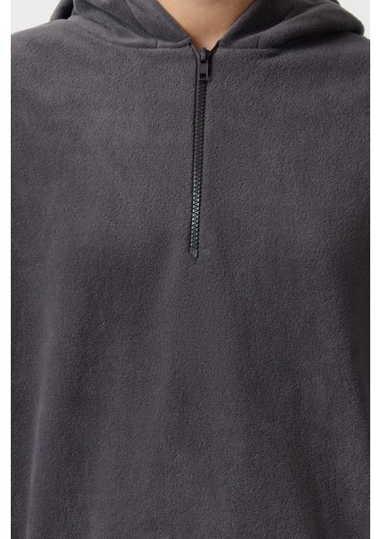 Kadın Moda Şık Regular Kapüşonlu Düşük Kol Regular Normal Kalıp Polar Fermuarlı Yaka Örme Sweatshirt fırsatları