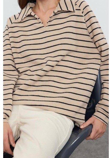 Kadın Moda Bol Polo Yaka Düşük Kol Uzun BEJ001 Çizgili Geniş Kalıp Selanik Polo Yaka Örme Sweatshirt fiyatları